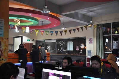 高密網絡文化新名片 萬佳網絡文化園精品網吧-人和連鎖店的崛起與啟示